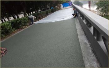 南充順慶區(qū)濱河路1.2萬平米透水混凝土